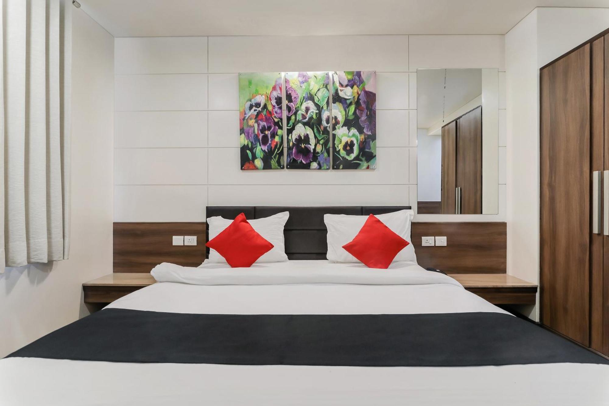 Fleur Hotel Джапур Экстерьер фото